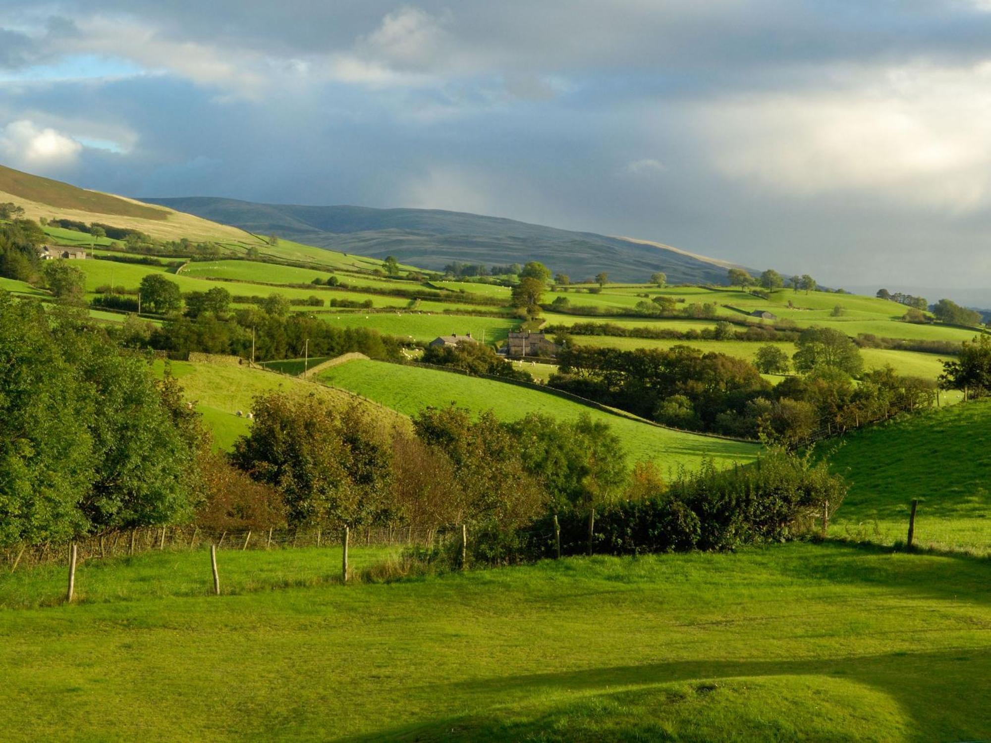 Gateside Farmhouse Sedbergh Exterior photo